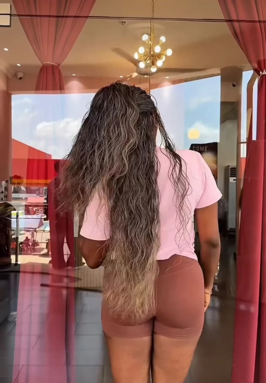 Anna Body waves - styled