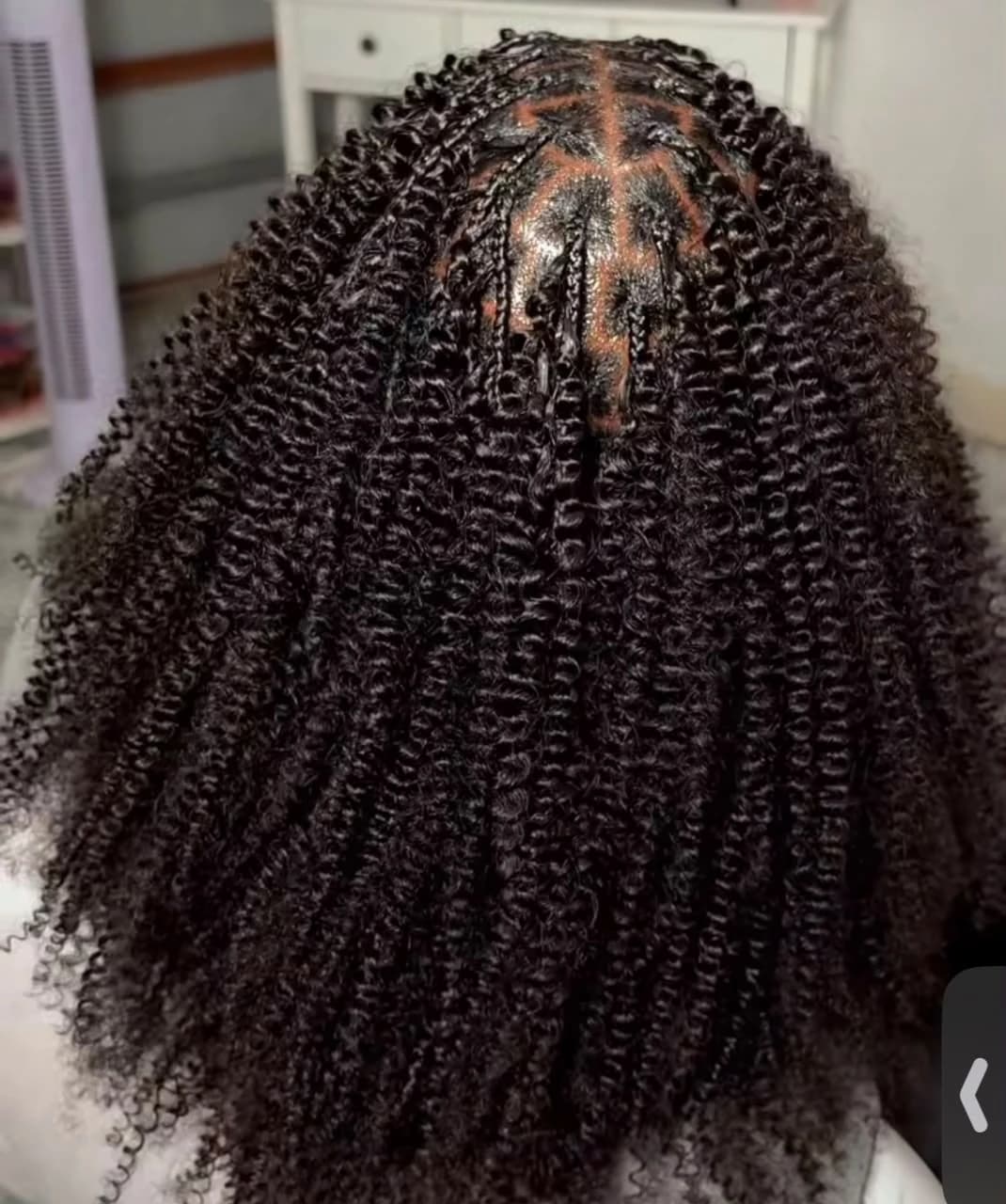 Feather Crochet Kinky - styled